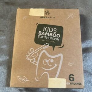 NEW Kids Bamboo toothbrushes 6 in pack. Never opened:)